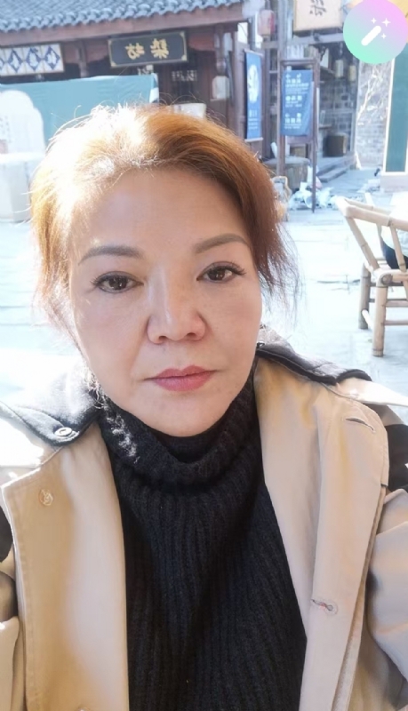 宛霞的第二张照片--宜宾闪婚服务中心